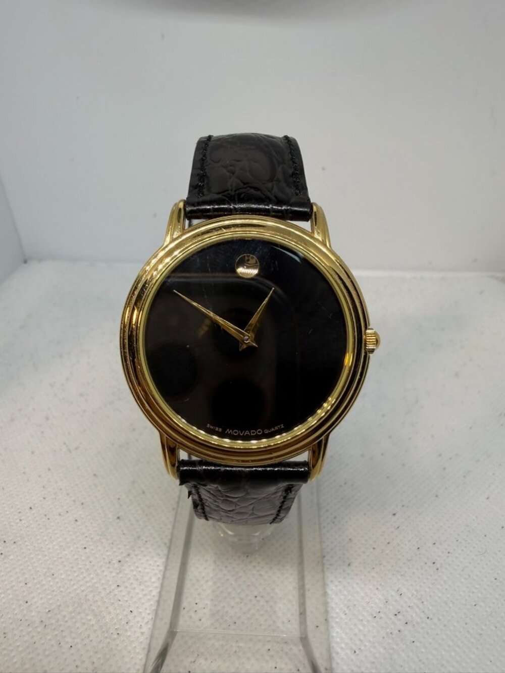 Movado Museum 87-E4-9890 Mens 35mm Black Dial Gold Tone Swiss Quartz Watch